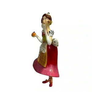 5 1/2 "Beautiful Brightly Colored Fairy with waffle apron and orange in hand
